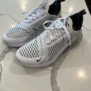Nike Women’s Air Max 270